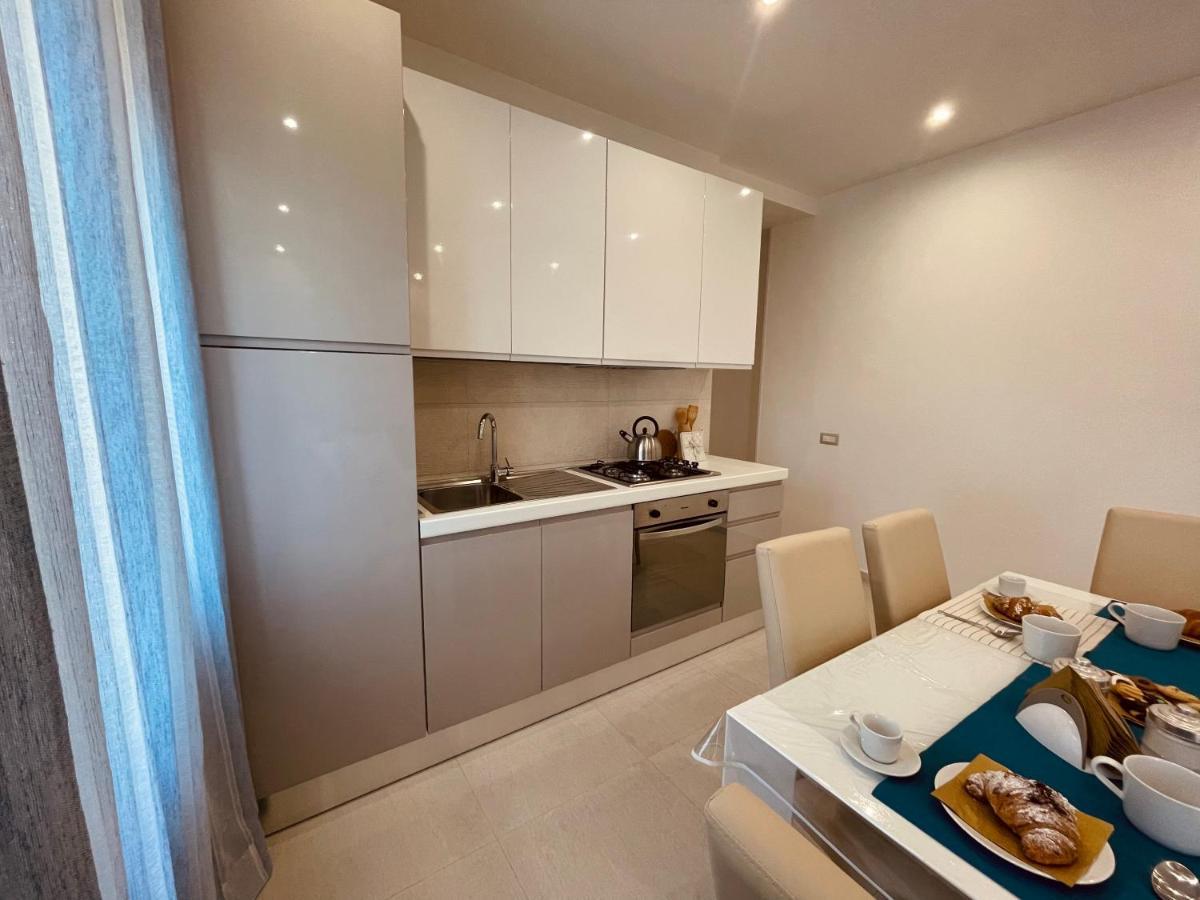 Apartamento Baia Di Atlantide Taormina Exterior foto