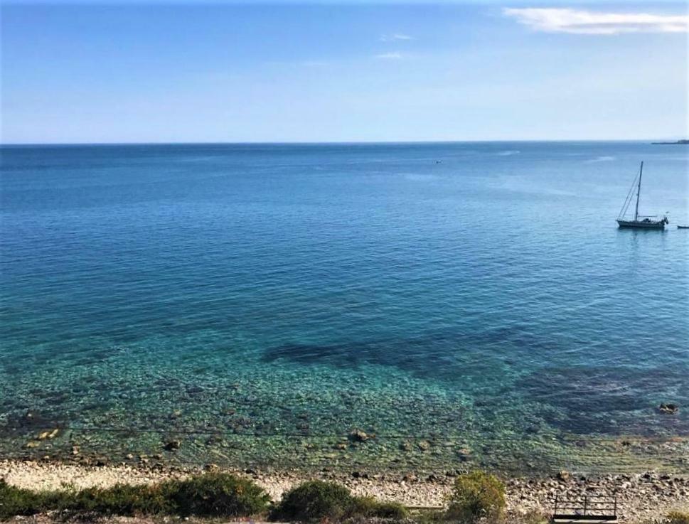 Apartamento Baia Di Atlantide Taormina Exterior foto