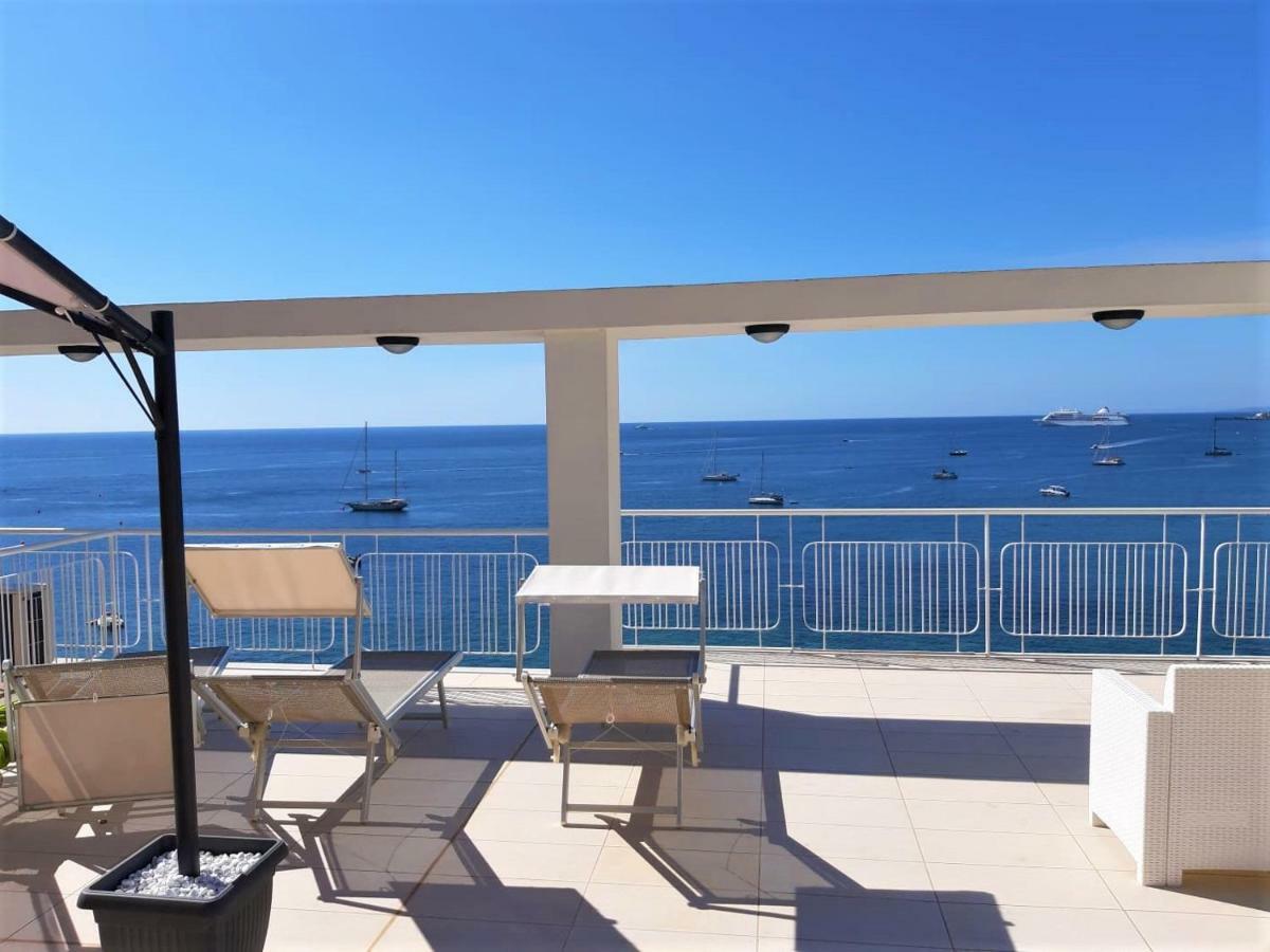 Apartamento Baia Di Atlantide Taormina Exterior foto